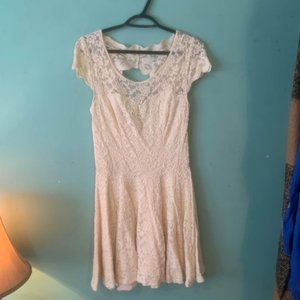 LACE GUESS DRESS